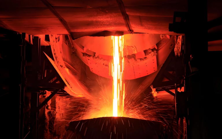 金川镍钴镍冶炼厂千“吹”百炼“顶”力倍增