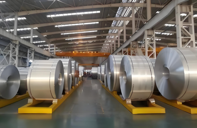 从“红土”到“银铝”：铝土矿—氧化铝—电解铝全产业链深度解析